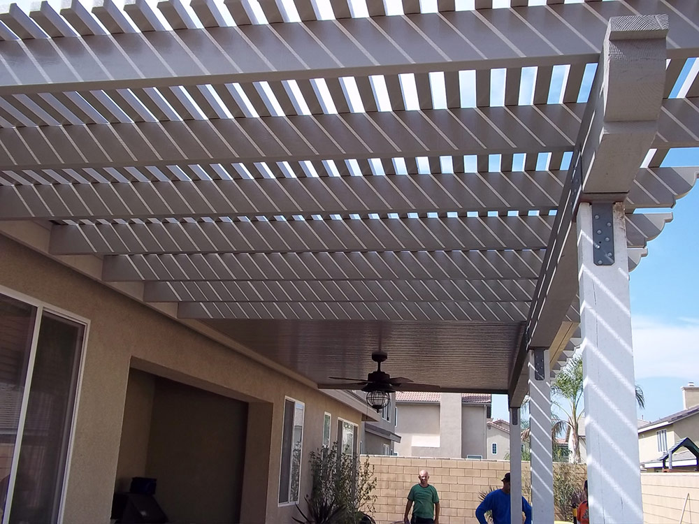 Upgrade Your Outdoor Space: The Best Aluminum & Insulated Patio Cover Ideas