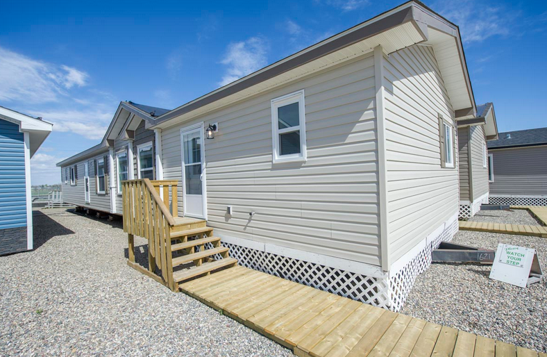 Exploring the Benefits of Buying a Manufactured Home